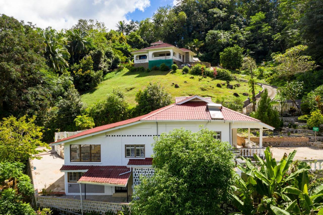 Janes' Serenity Guesthouse Anse a La Mouche Exterior foto